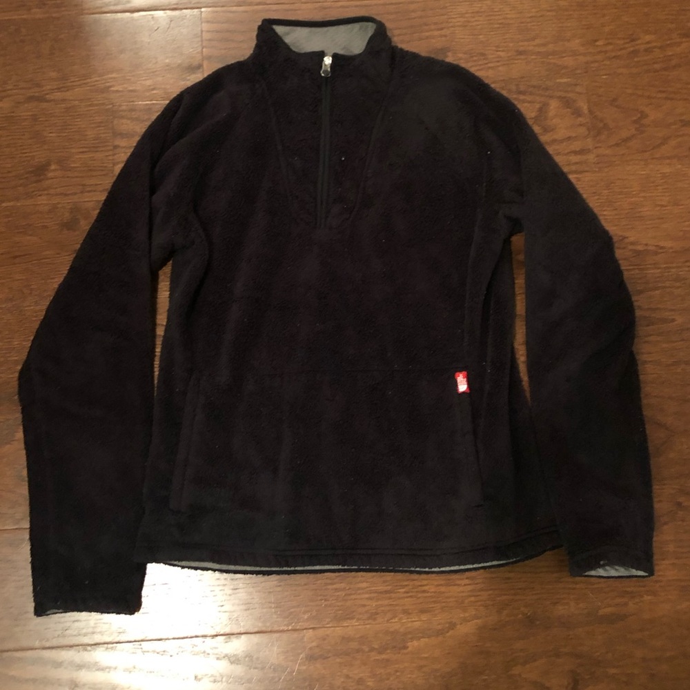 The north face women’s fuzzy quarter zip